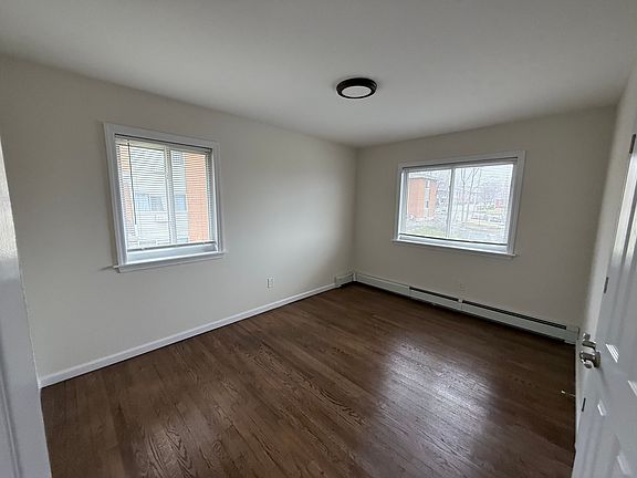 5th image of 16-18 Waldron Ave #5C