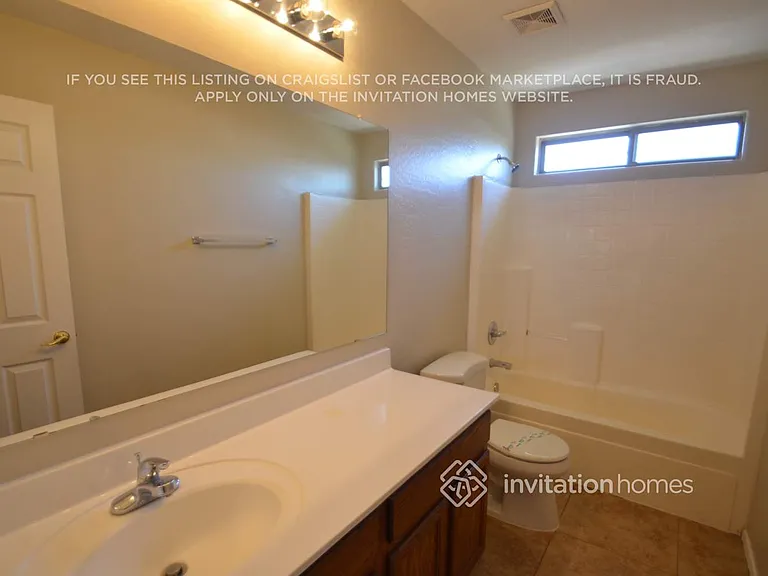 6417 S 23rd Dr — Photo 10
