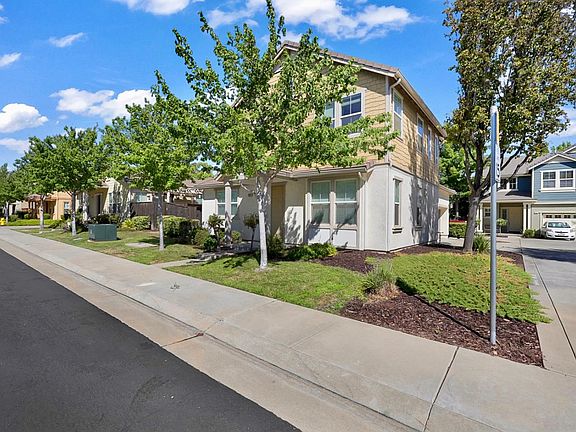 2nd image of 9327 Vintner Cir