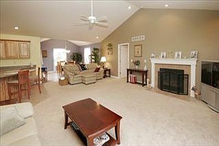 4th image of 25001 Silver Oaks Blvd