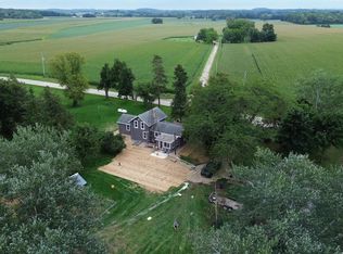 W5962 Church Rd, Johnson Creek, WI 53038