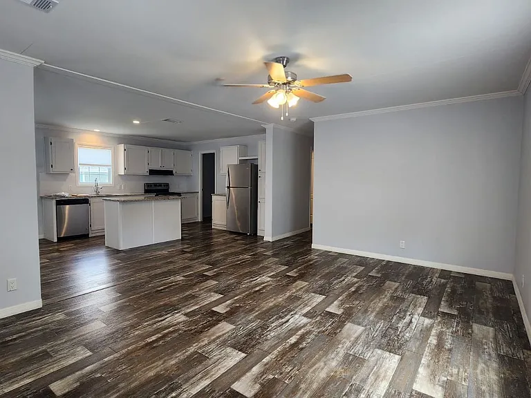 2908 Kingswood Cir — Photo 9