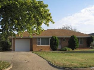 511 W 15th St NW, Russell, KS 67665