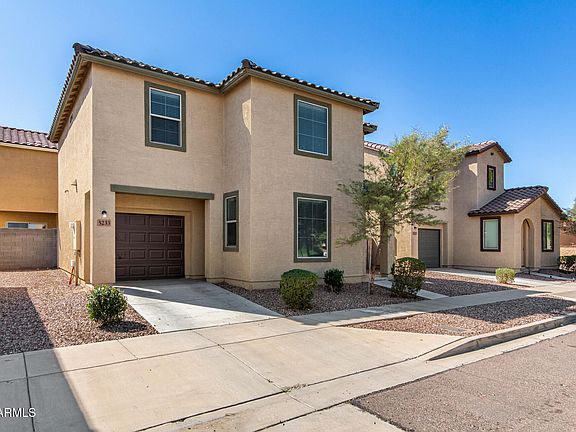 3rd image of 5233 W ALBENIZ Place