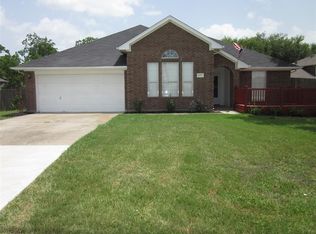 4017 Owens St, Dickinson, TX 77539