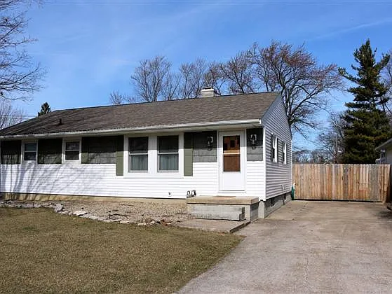 125 Lakeland Dr photo 1