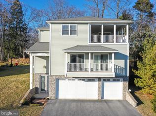 14 Bogey Dr, Martinsburg, WV 25405