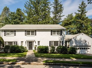 25 Beechcroft Rd, Newton, MA 02458