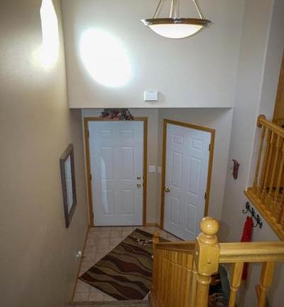 3rd image of 617 14th Ave E