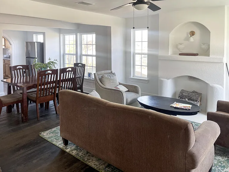 Dining room 1st Floor.