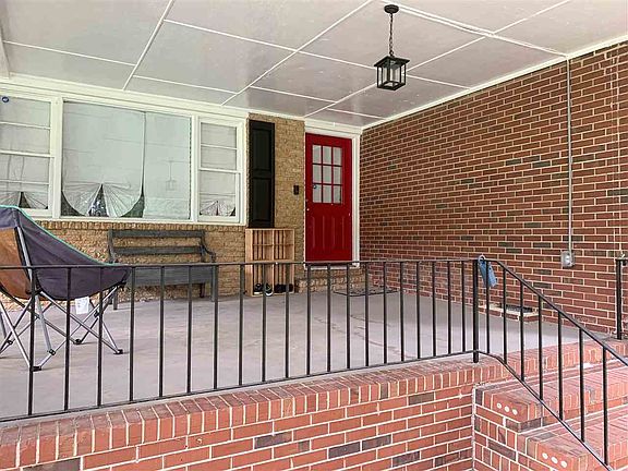2nd image of 105 Bel Aire Dr