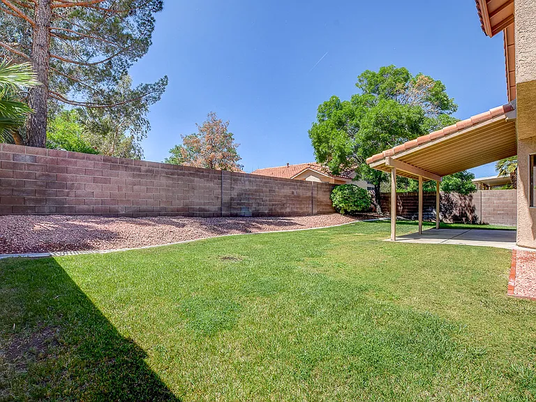 1833 Escondido Ter — Photo 36