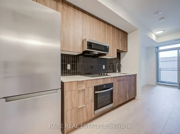 2501 Saw Whet Blvd #359, Oakville, ON L6M 5M9