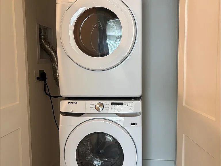 7267 Aura Cir — Photo 16
