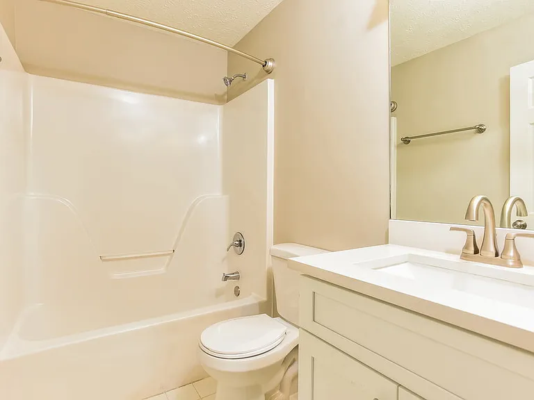 1920 Streamfield Ct — Photo 16
