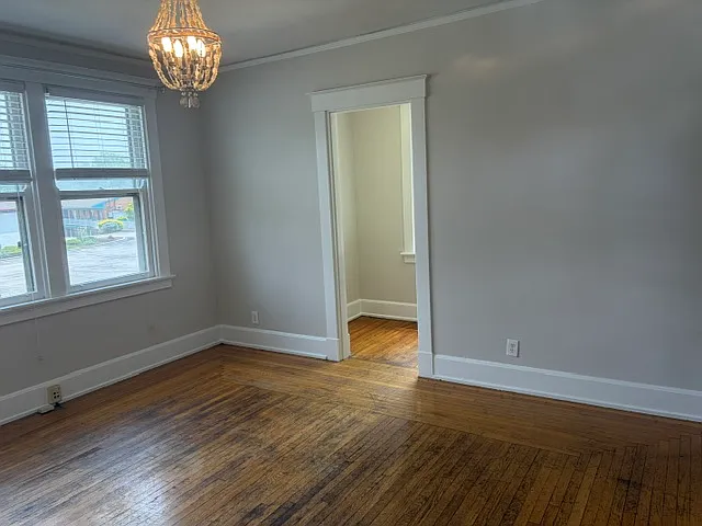 5521 Harrison Ave — Photo 11