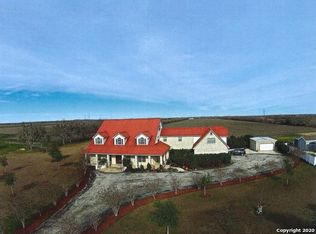 4411 S Santa Clara Rd, Marion, TX 78124