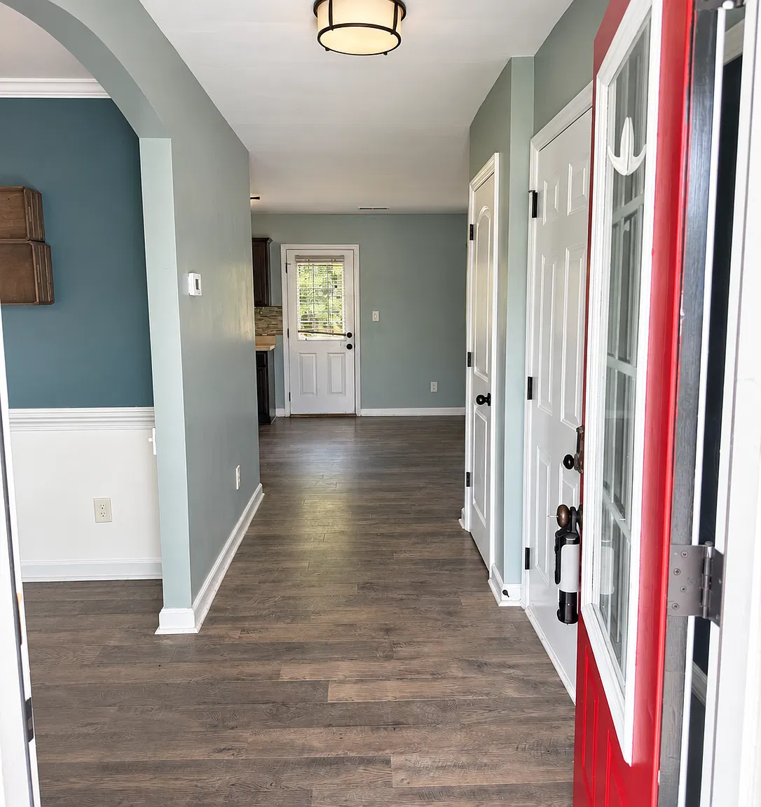 105 Shallow Court - 1 — Photo 4