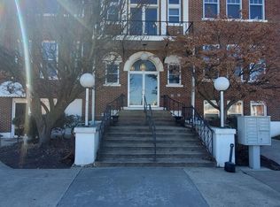 214 W Elm St #302, Rogers, AR 72756