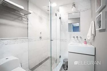 Rented by (Legacy) Elegran