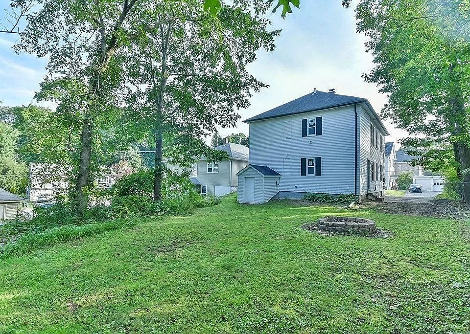 8 Brook St 2, ster, MA 01570 Zillow