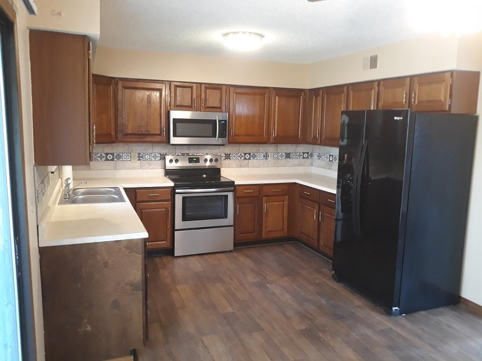 1st image of 1918 W Barber Ave #1918