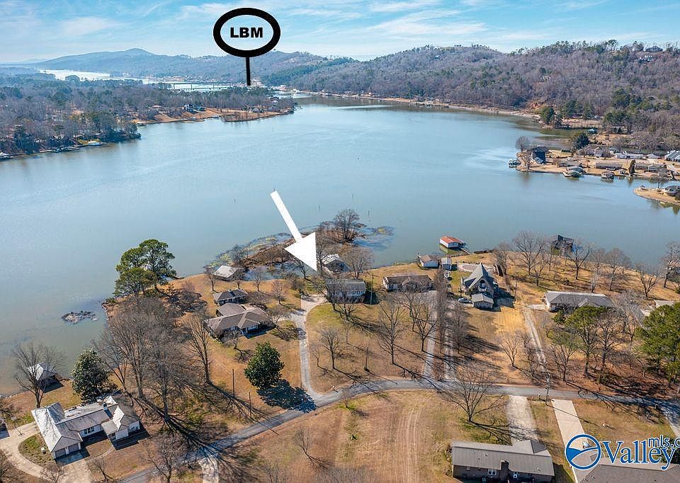 1st image of 400 Montclair Dr