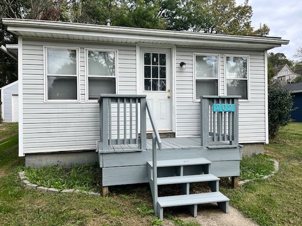 202 Cottage St