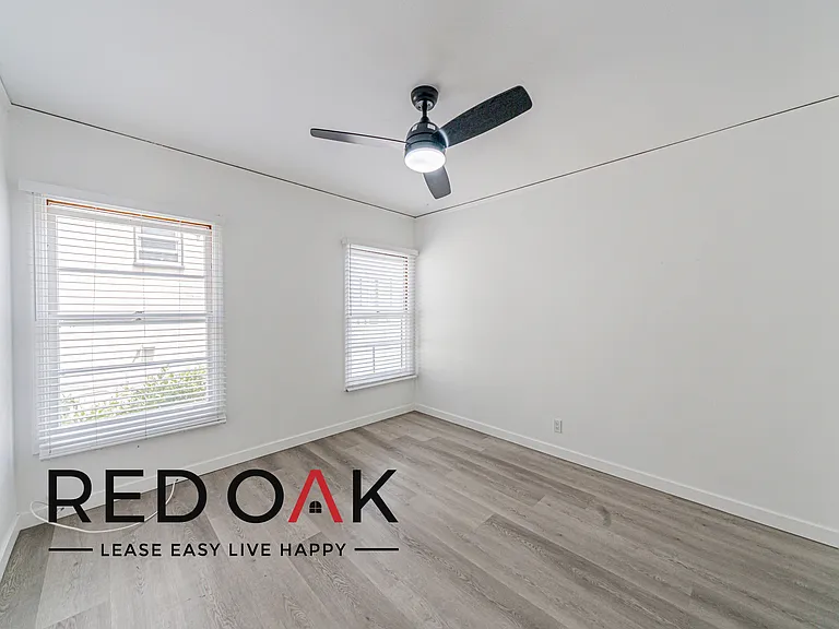 1848.5 N Edgemont St #5 — Photo 7