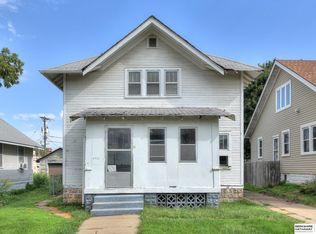 4416 Chicago St, Omaha, NE 68131