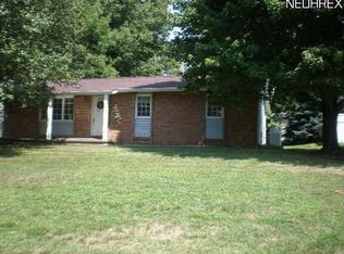 9511 Hess Mill Rd NE, Bolivar, OH 44612