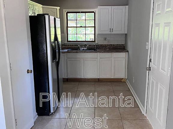 2nd image of 165 Hidden Brook Ct