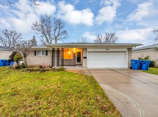 11619 Lynch Ct, Warren, MI 48093