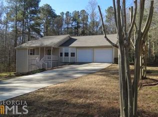 236 Buckhorn Dr, Winder, GA 30680