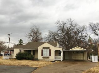 615 W C St, Jenks, OK 74037
