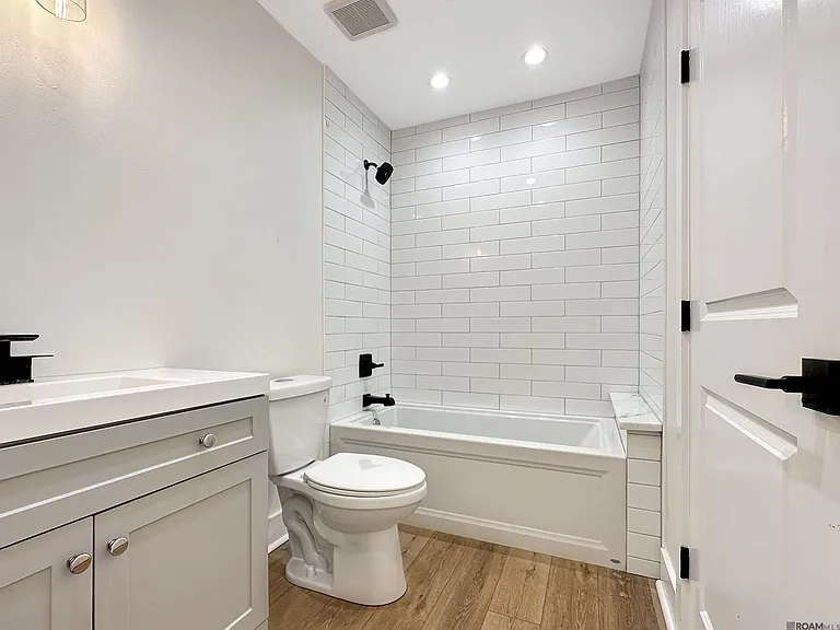 7323 Sheffield Ct — Photo 19