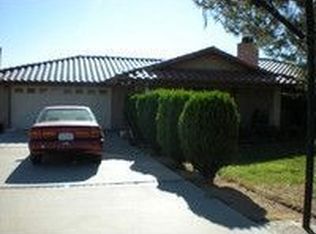 11261 4th Ave, Hesperia, CA 92345