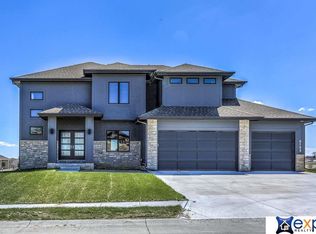 8109 S 184th Ter, Omaha, NE 68136