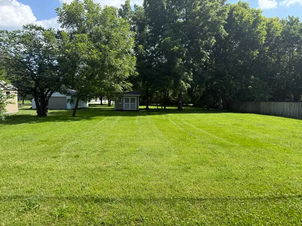 2402 E Commercial Street, Springfield, MO 65803