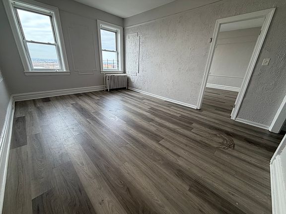 4th image of 7328 Kennedy Blvd #41