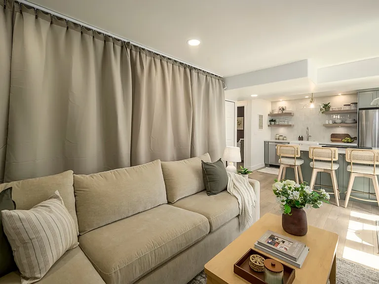 5634 N Aspenleaf Dr — Photo 17