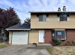 19911 SE Washington Ct, Portland, OR 97233