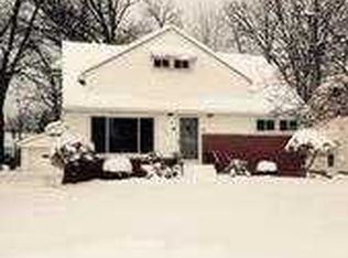 306 E 257th St, Euclid, OH