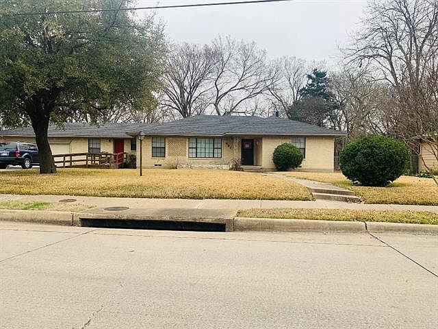 1st image of 4818 Cranfill Dr