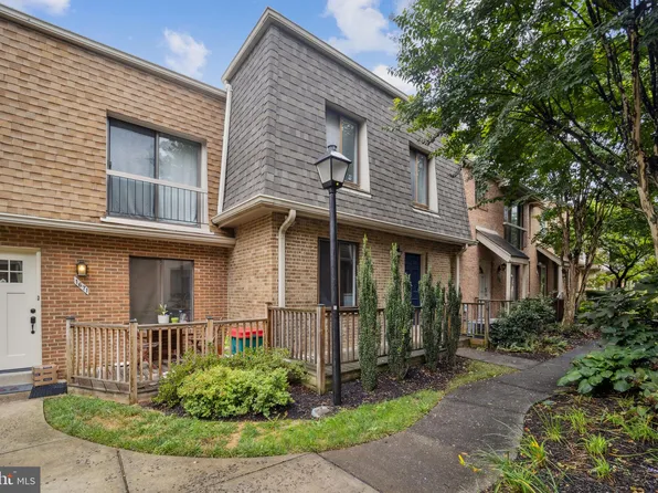 1669 Kenwood Ave, Alexandria, VA 22302
