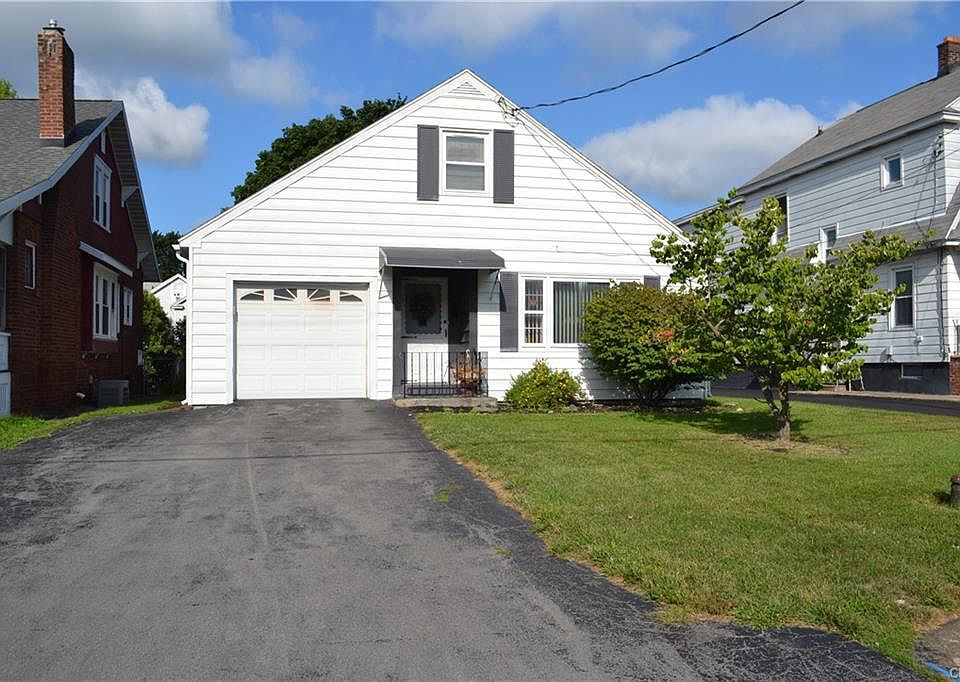 1st image of 441 Durston Ave