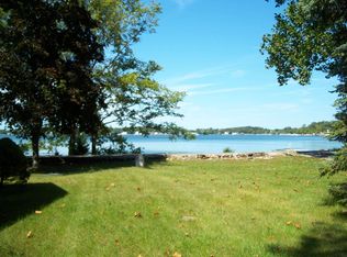 6101 W South Lake Gage Dr, Angola, IN 46703