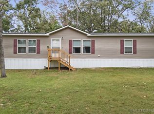28246 E 26th St S, Broken Arrow, OK 74014