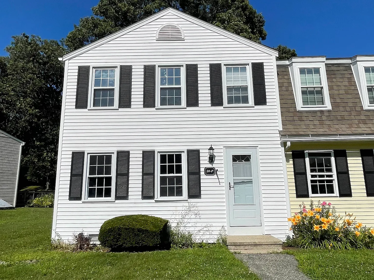 3 bed, 1200 sqft, $2,800 — Photo 1