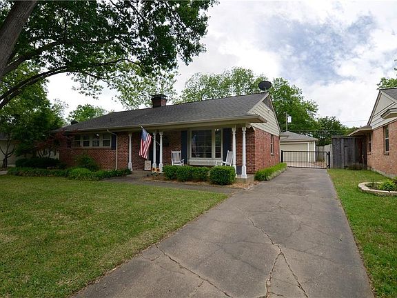 3rd image of 7334 Rockhurst Dr